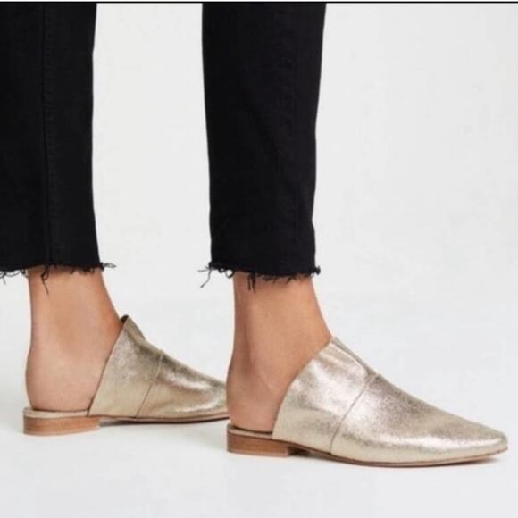 Free People Sienna Gold Metallic Point Toe Leather Ruffle Slip On Flats Size 37 - Picture 12 of 12